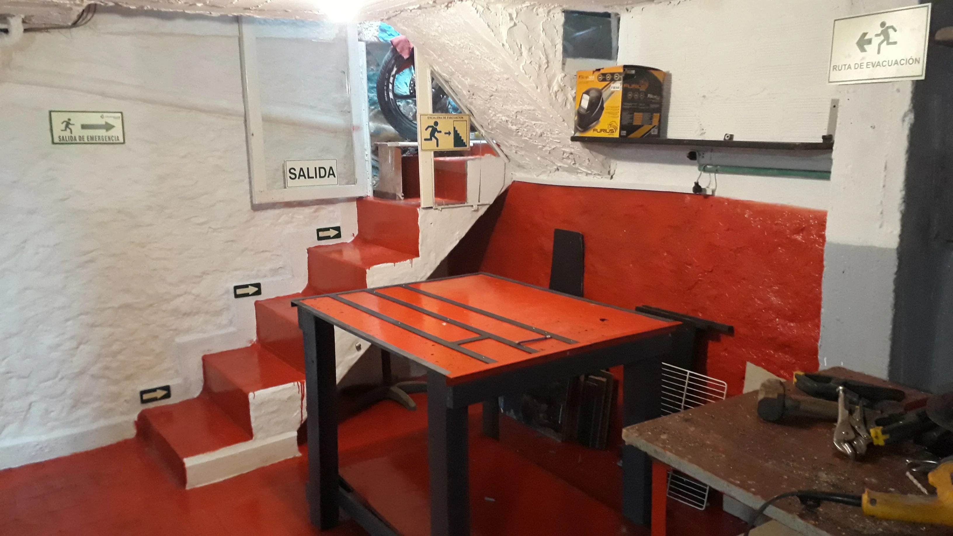 Construcción de Entorno de Trabajo | Taller para Herrero